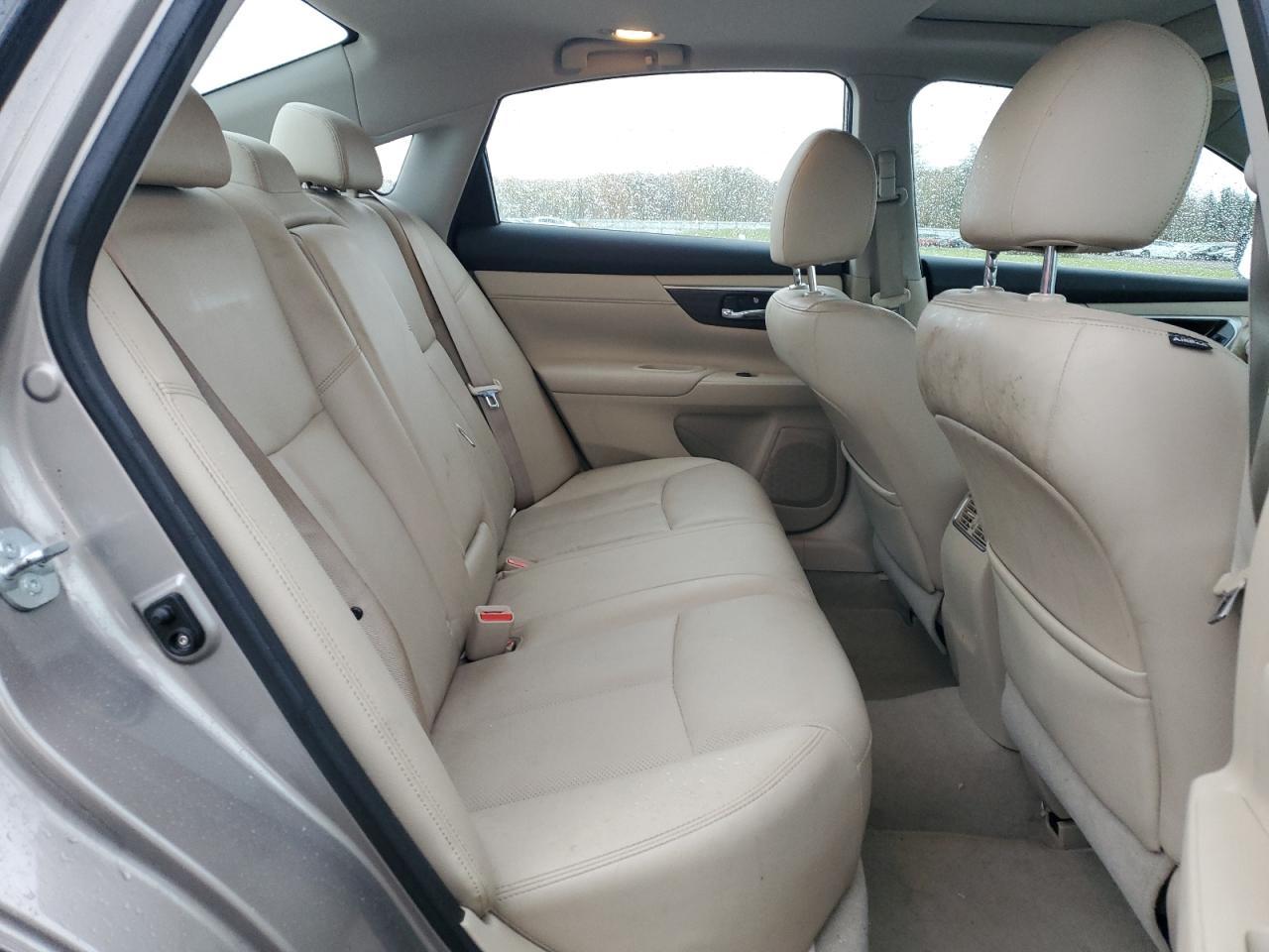 2014 Nissan Altima - zdjęcie 10