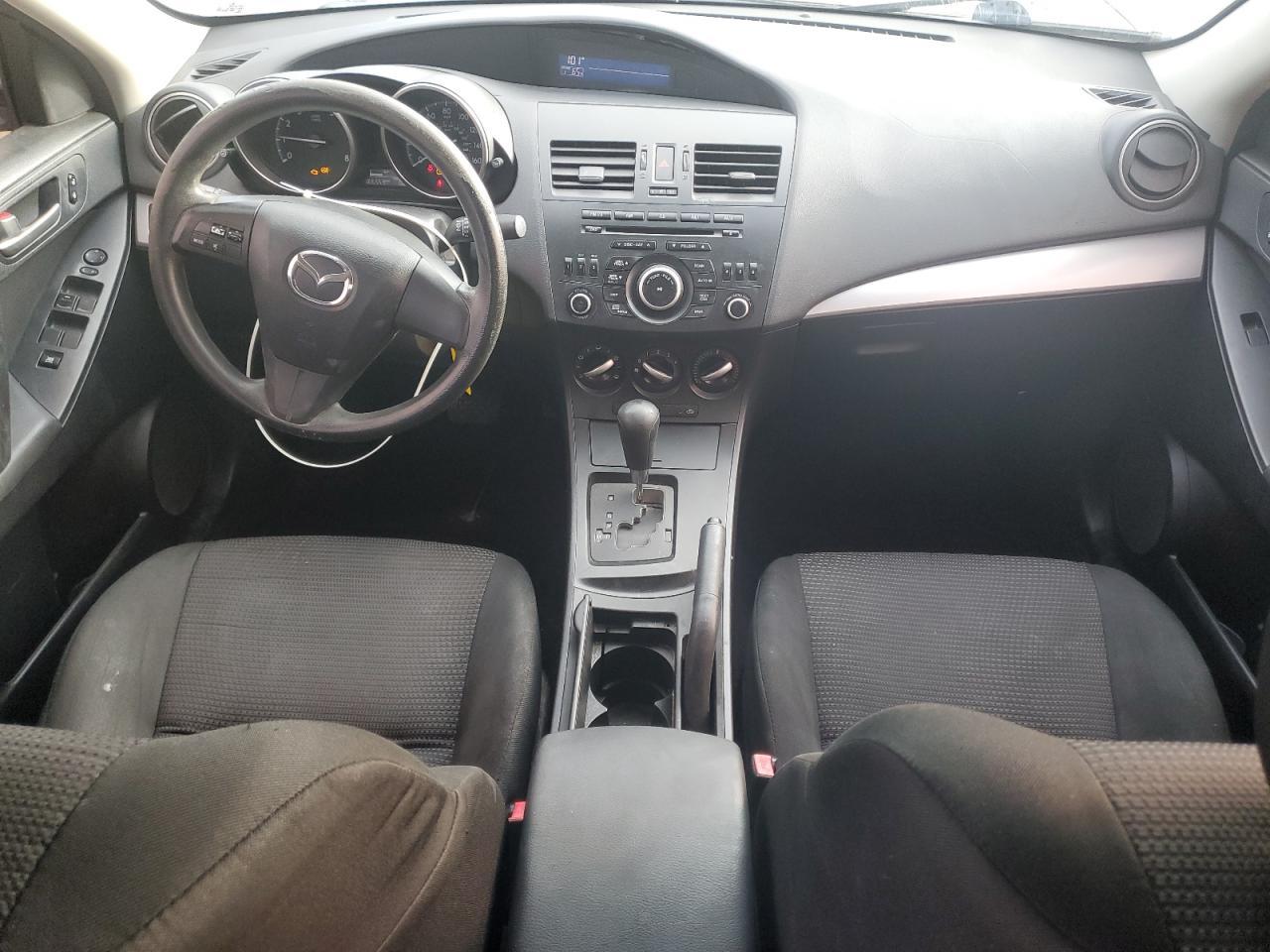 2013 Mazda 3 - zdjęcie 8
