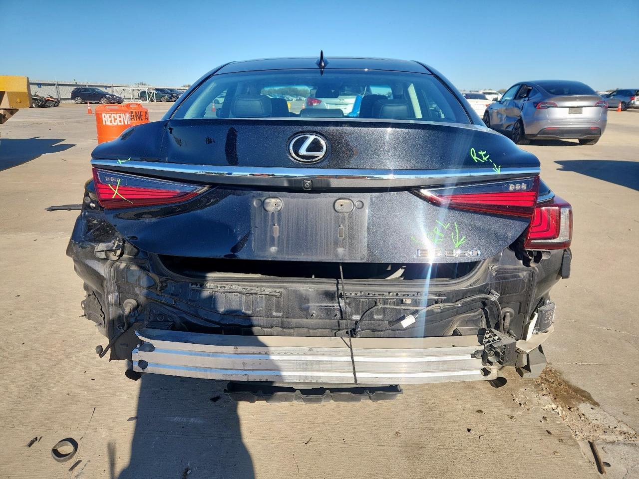 2020 Lexus ES - zdjęcie 6