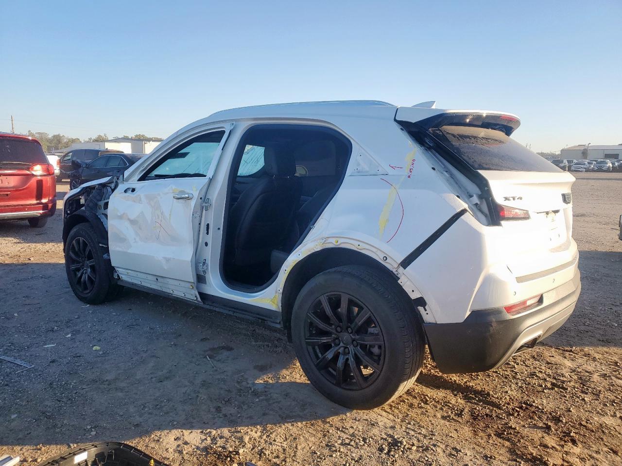 2019 Cadillac XT4 - zdjęcie 2