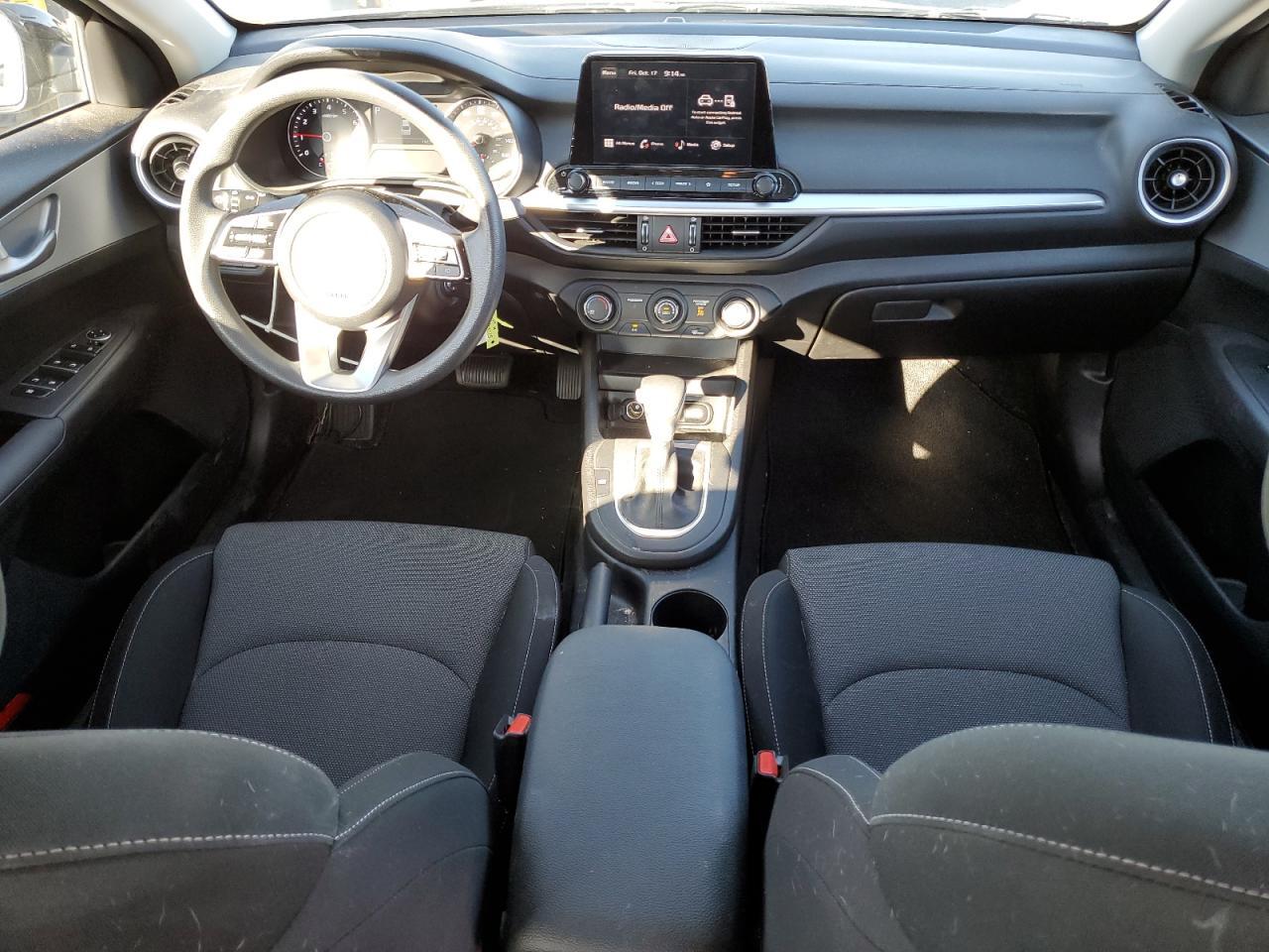 2023 Kia Forte - zdjęcie 8