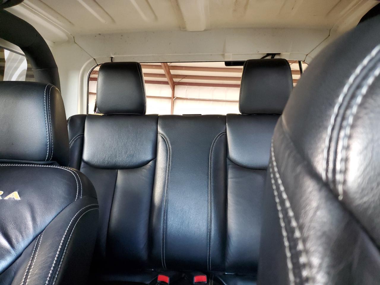 2013 Jeep Wrangler - zdjęcie 10