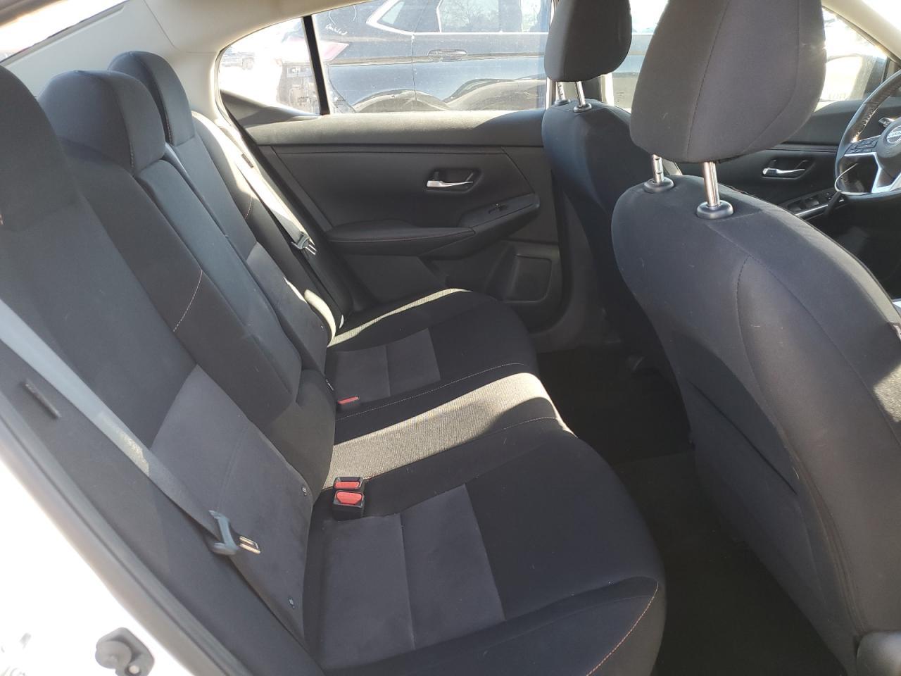 2022 Nissan Sentra - zdjęcie 10