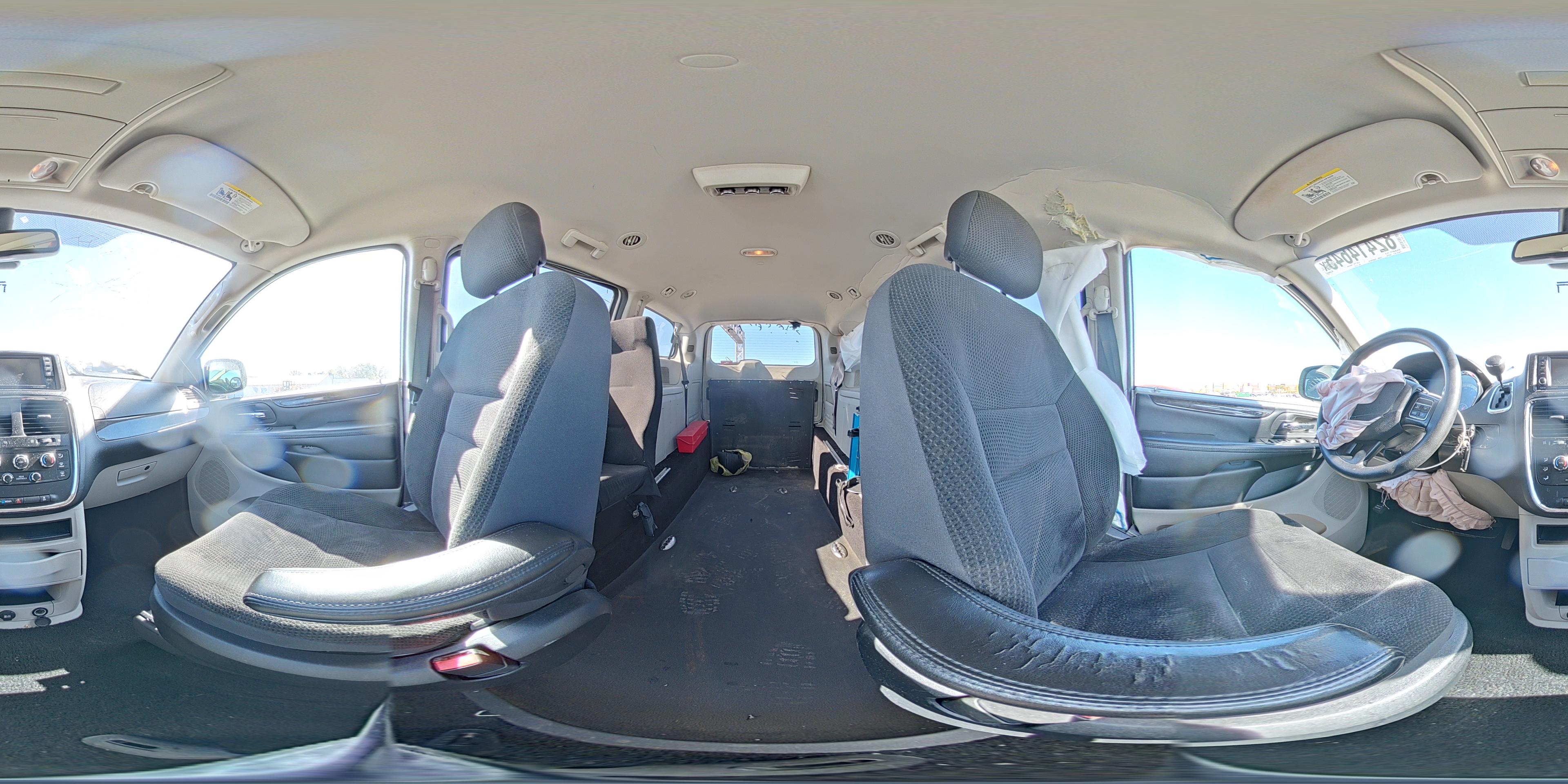 2019 Dodge Caravan - zdjęcie 15