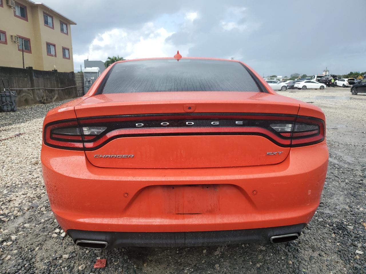 2016 Dodge Charger Sxt - zdjęcie 6
