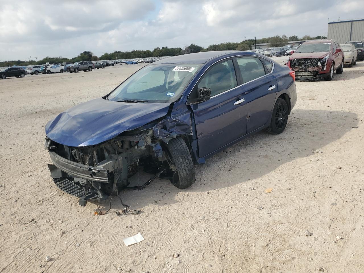 2019 Nissan Sentra - zdjęcie główne