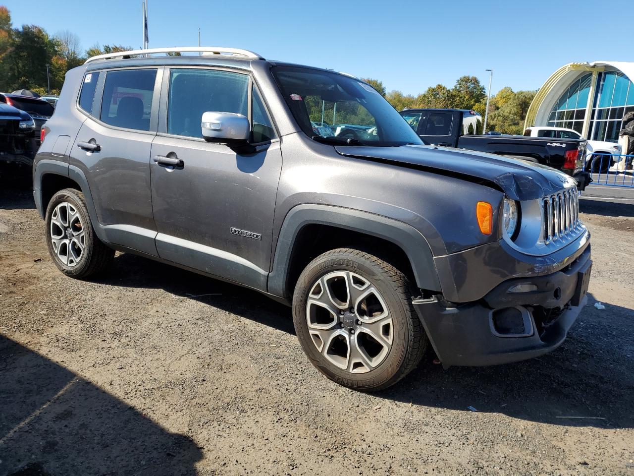 2016 Jeep Renegade Limited - zdjęcie 4