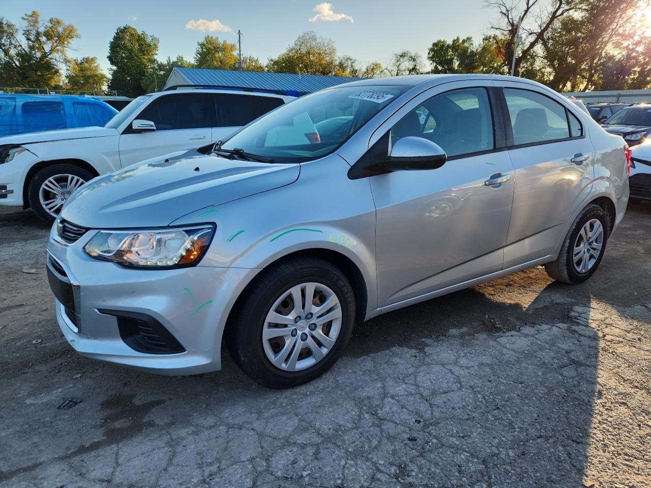 2017 Chevrolet Sonic Ls - zdjęcie główne