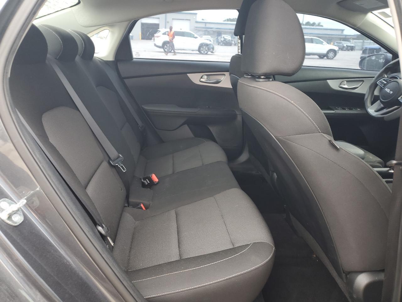 2023 Kia Forte Lx - zdjęcie 10