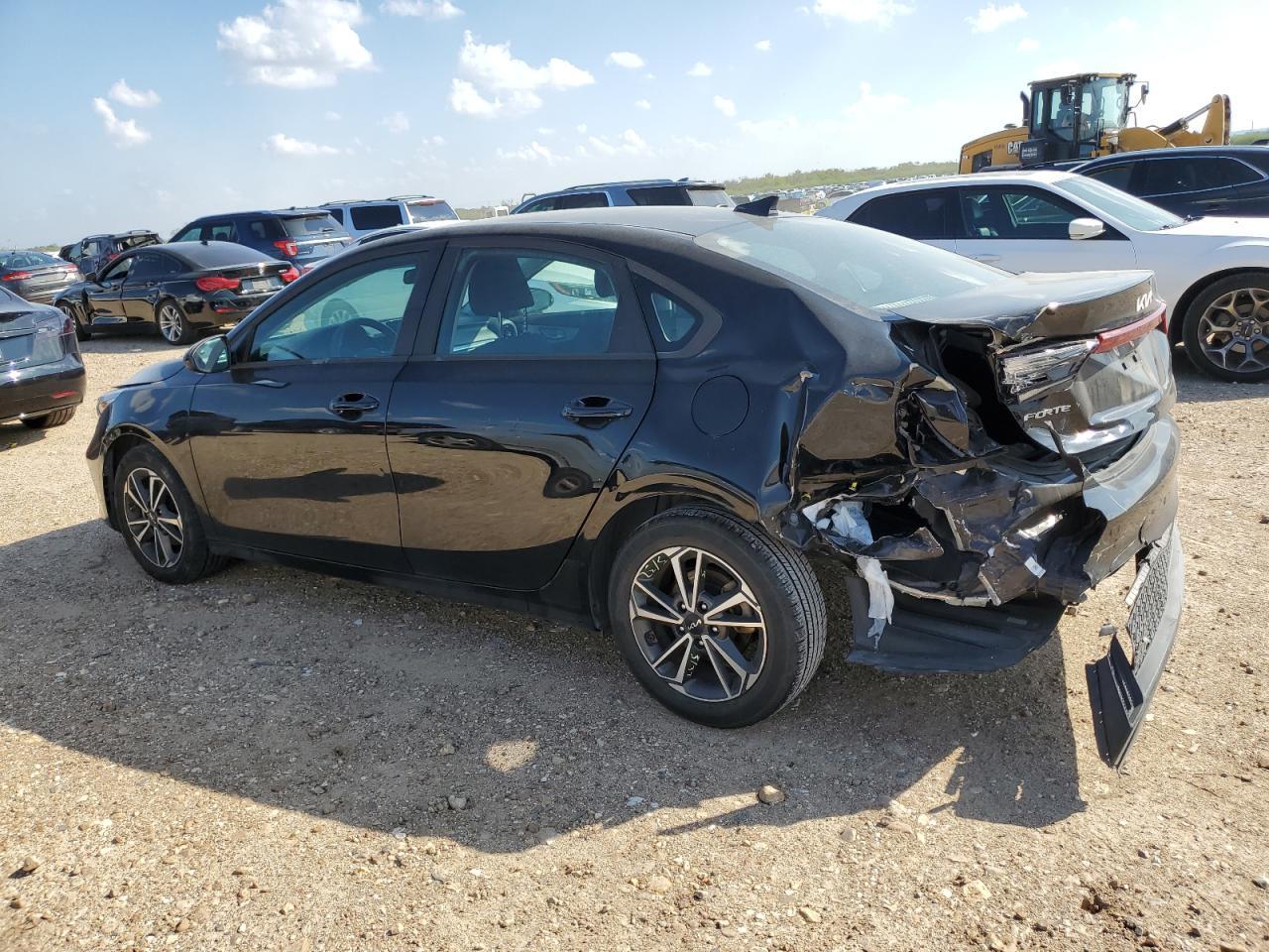 2022 Kia Forte - zdjęcie 2