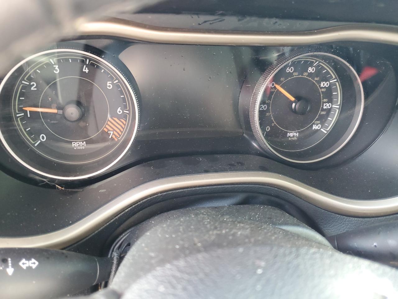 2015 Jeep Cherokee Limited - zdjęcie 9