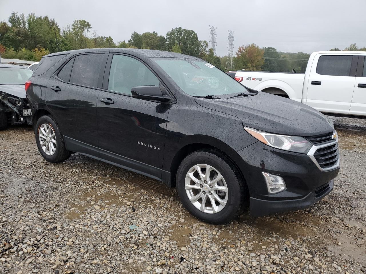 2020 Chevrolet Equinox Ls - zdjęcie 4