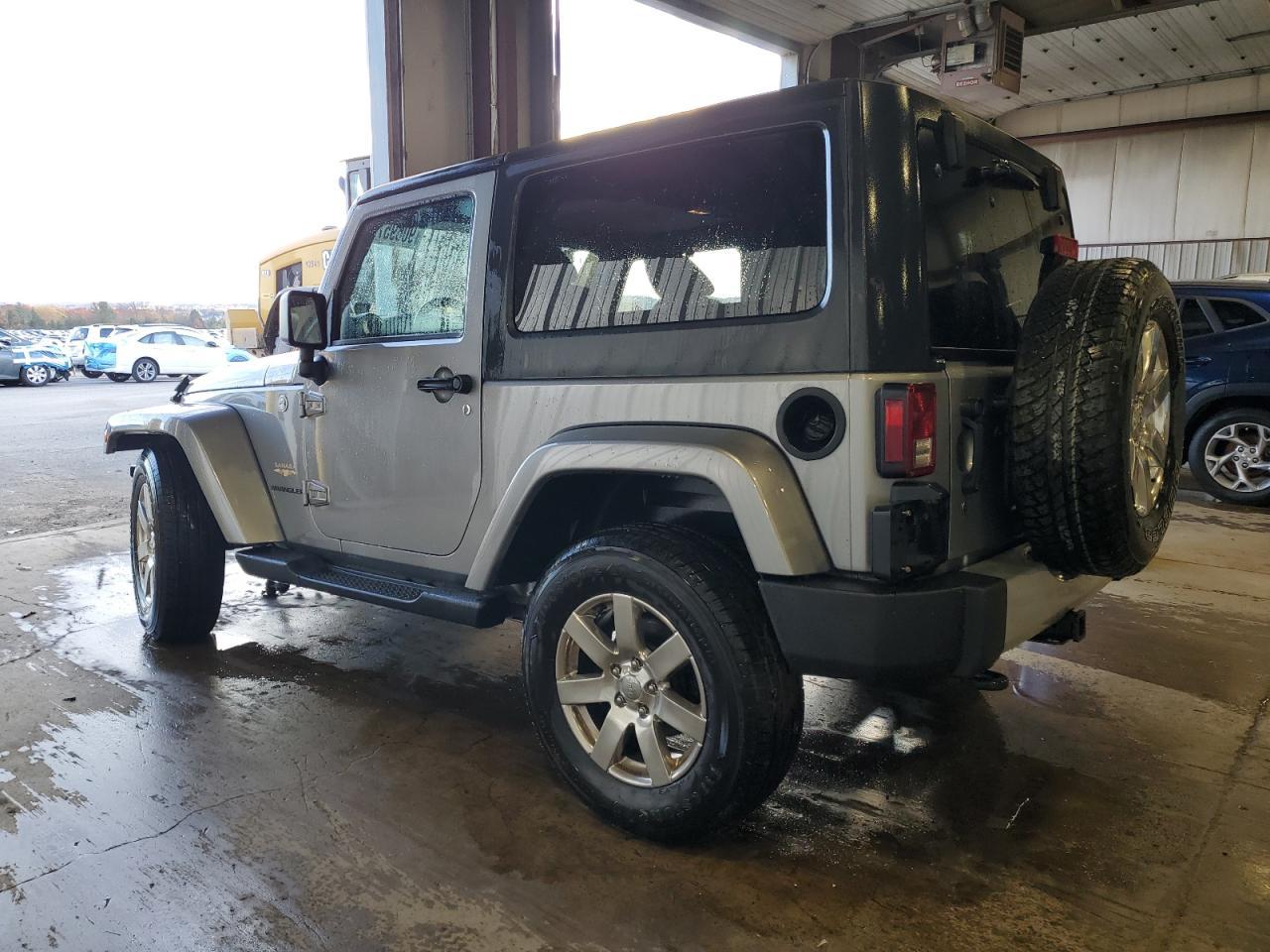 2013 Jeep Wrangler - zdjęcie 2