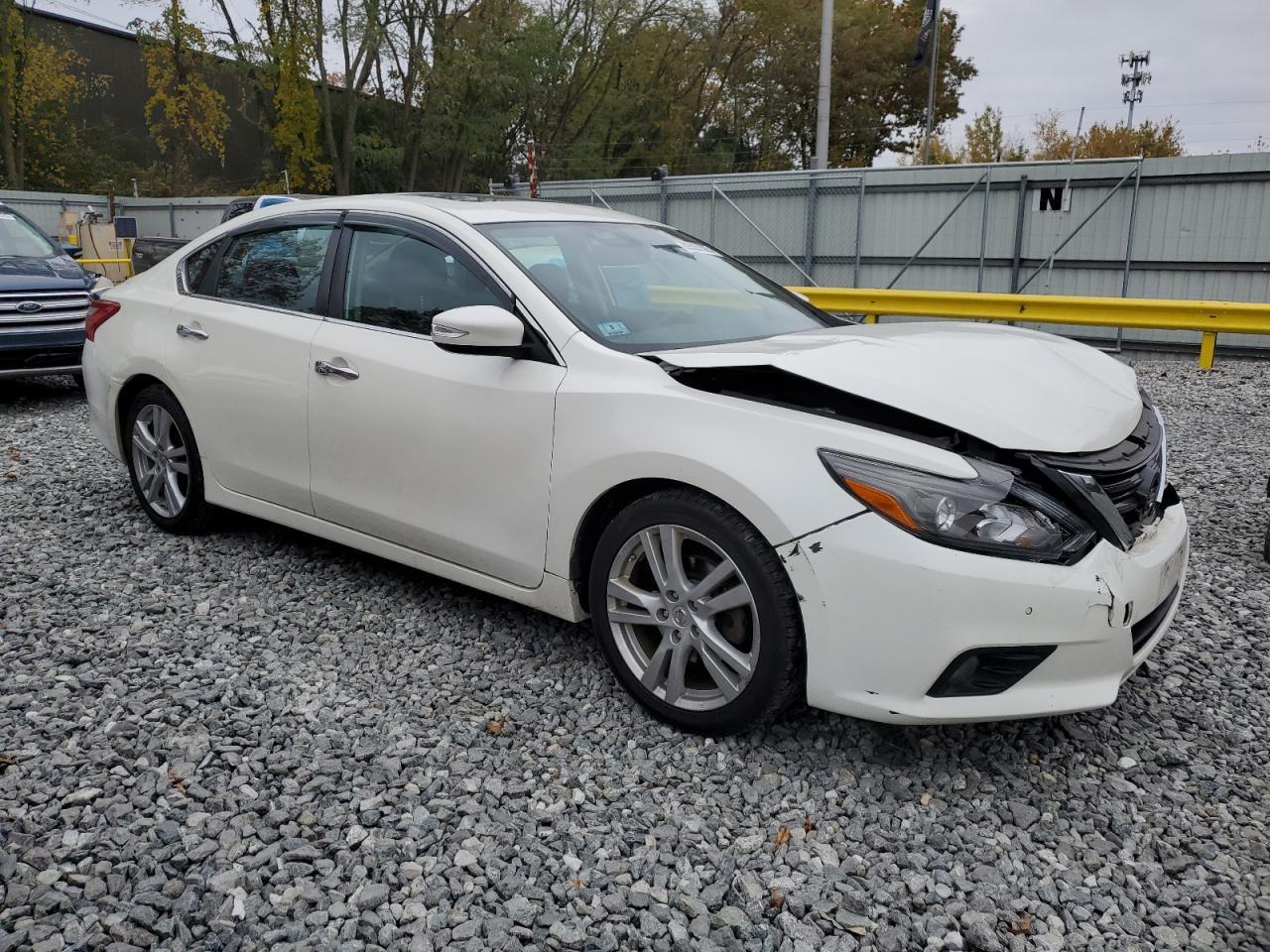 2017 Nissan Altima 3.5Sl - zdjęcie 4