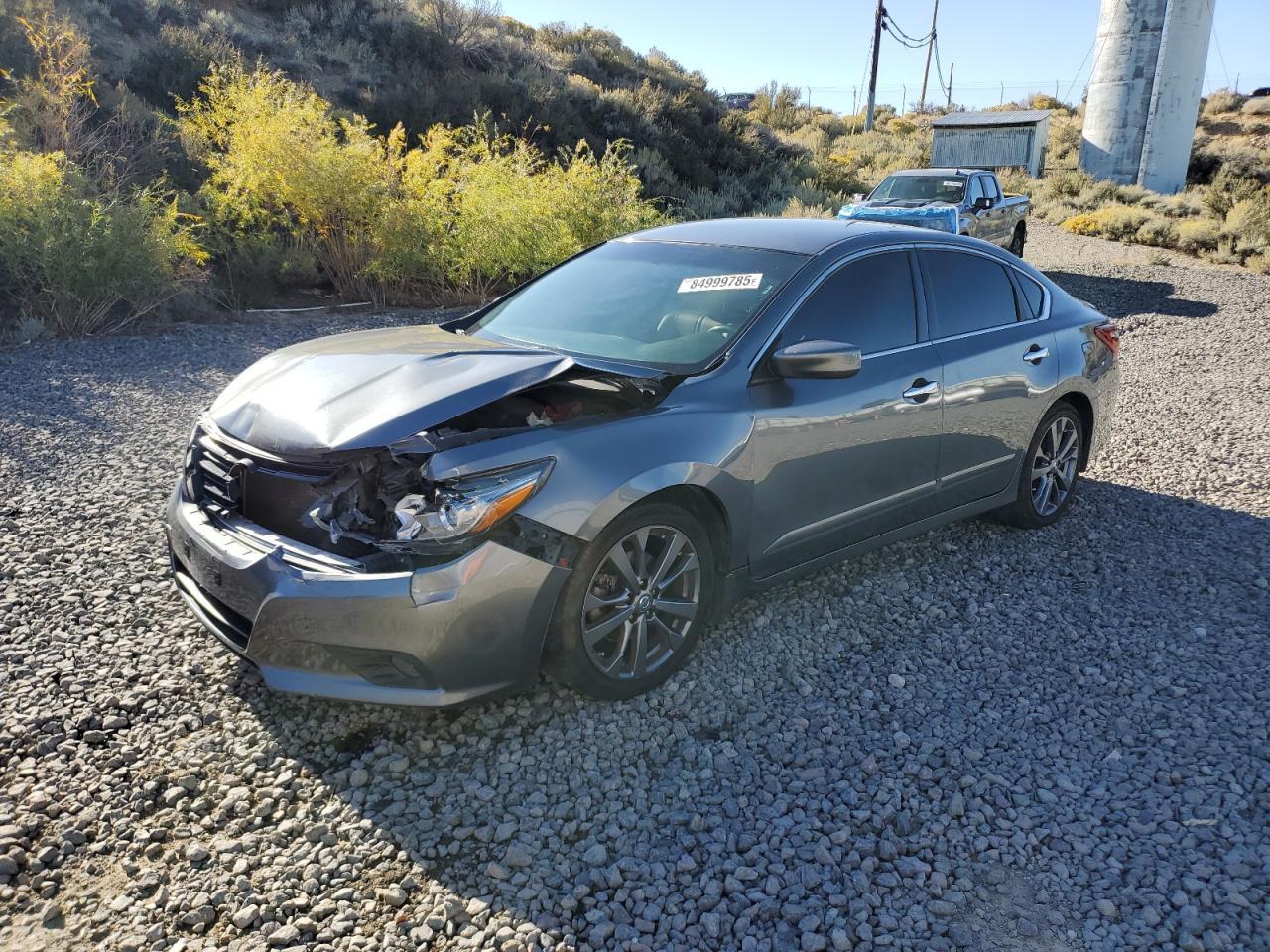 2018 Nissan Altima - zdjęcie główne