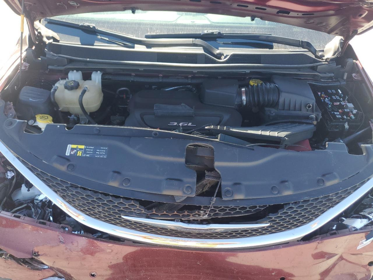 2017 Chrysler Pacifica - zdjęcie 12