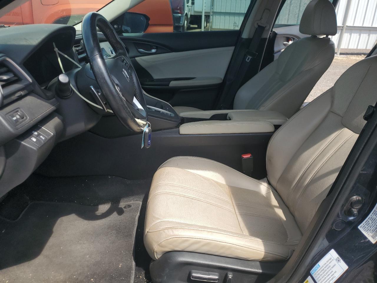 2021 Honda Insight Touring - zdjęcie 7