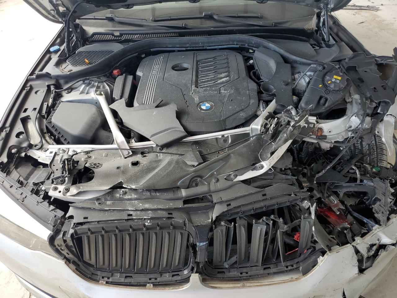 2020 BMW 540 I - zdjęcie 11