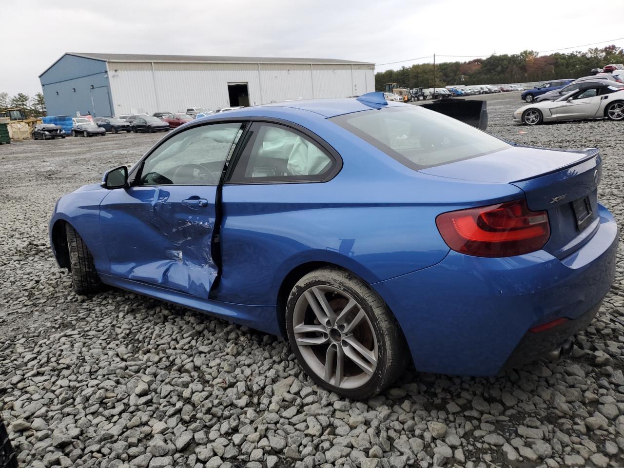 2015 BMW 228 Xi Sulev - zdjęcie 2