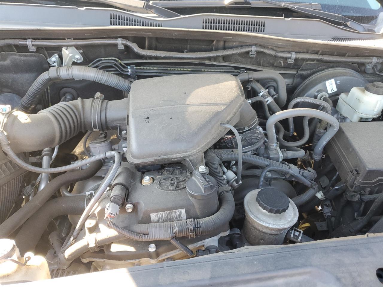 2018 Toyota Tacoma - zdjęcie 11