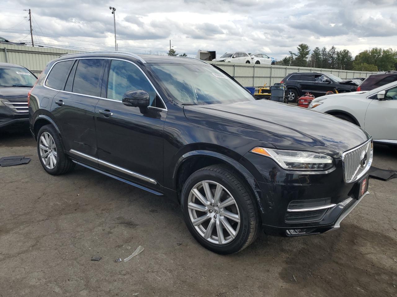 Volvo XC90 - zdjęcie 4