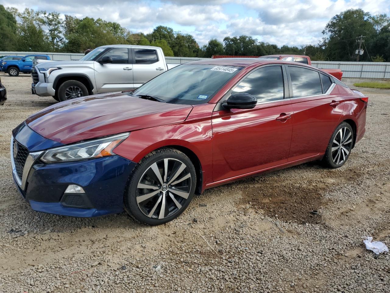 2019 Nissan Altima Sr - zdjęcie główne