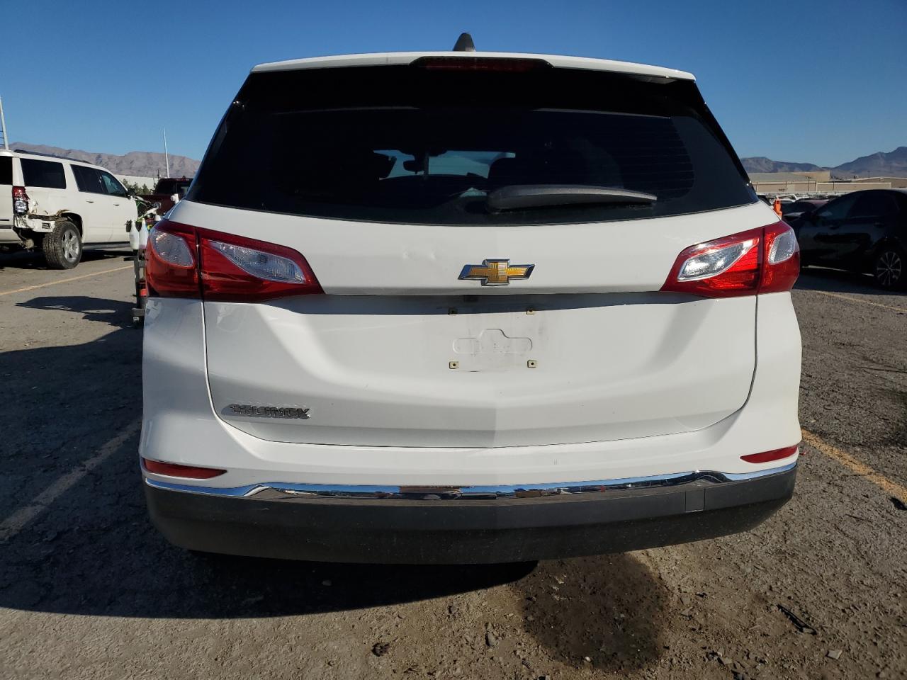 2018 Chevrolet Equinox Ls - zdjęcie 6