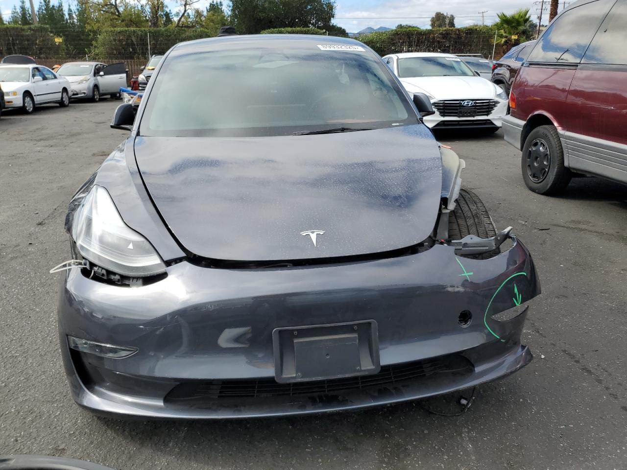 2023 Tesla Model 3 - zdjęcie 5