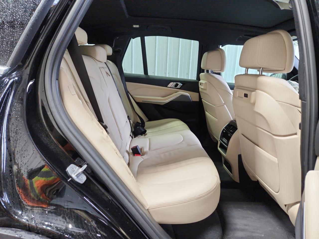 2022 BMW X5 xDrive45E - zdjęcie 11