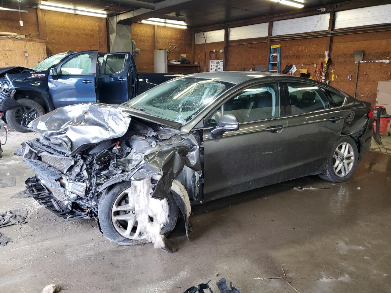 2015 Ford Fusion - zdjęcie główne