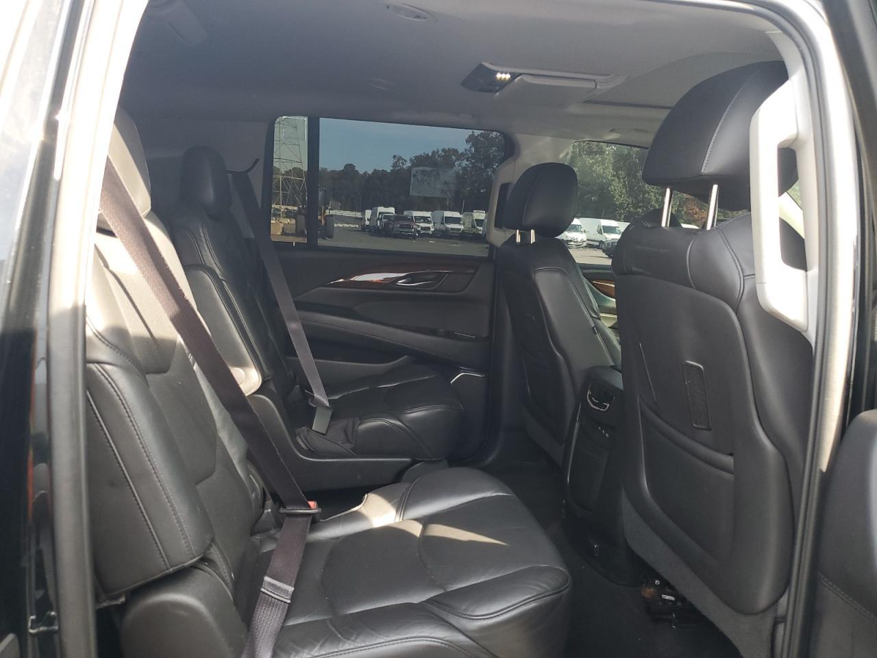 2017 Cadillac Escalade Esv Luxury - zdjęcie 11