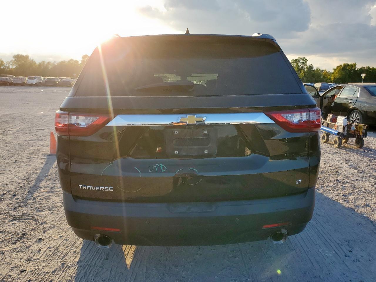 2021 Chevrolet Traverse Lt - zdjęcie 6