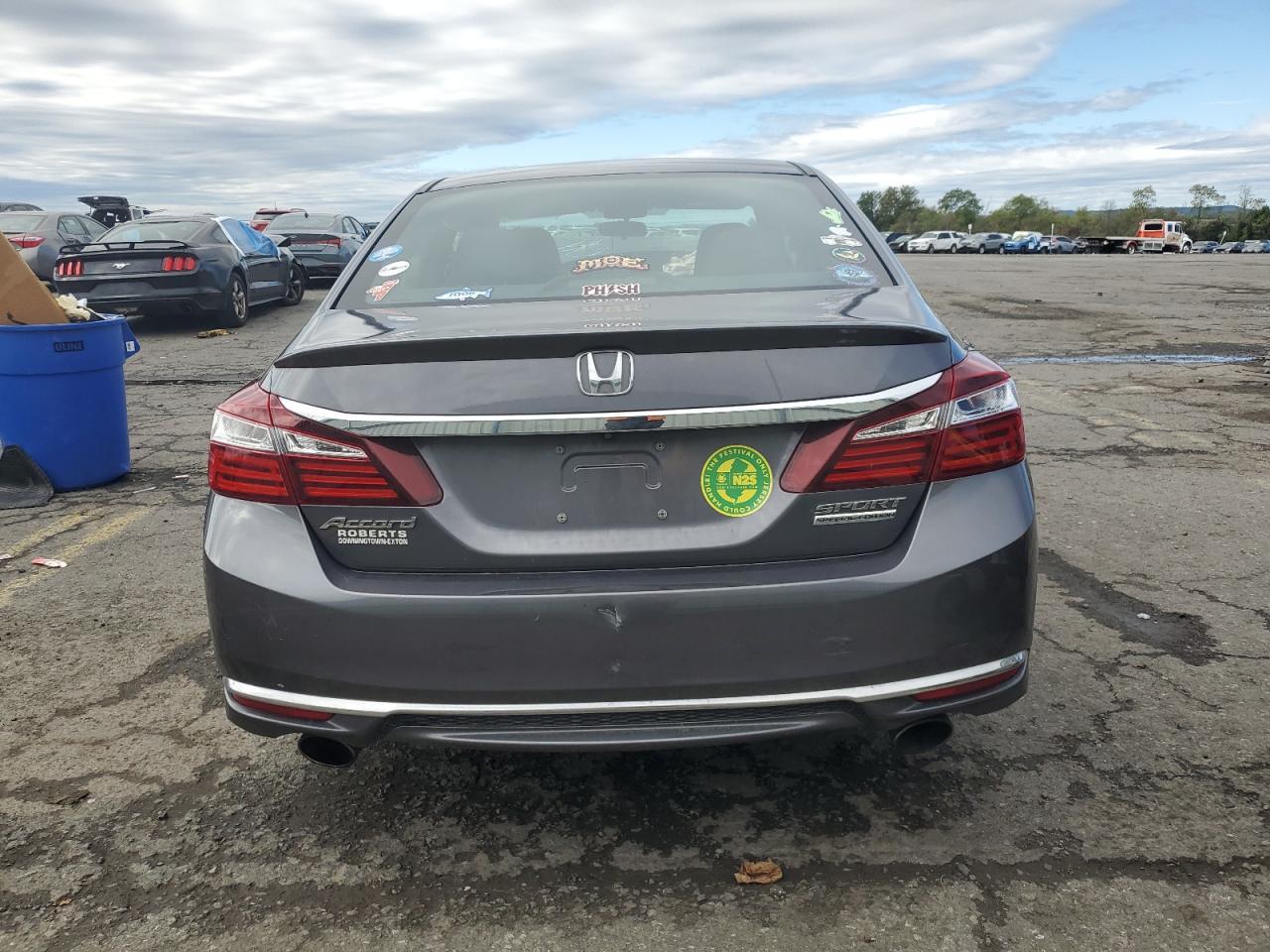 2017 Honda Accord - zdjęcie 6