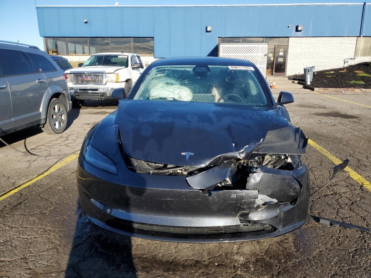 2024 Tesla Model 3 - zdjęcie 5
