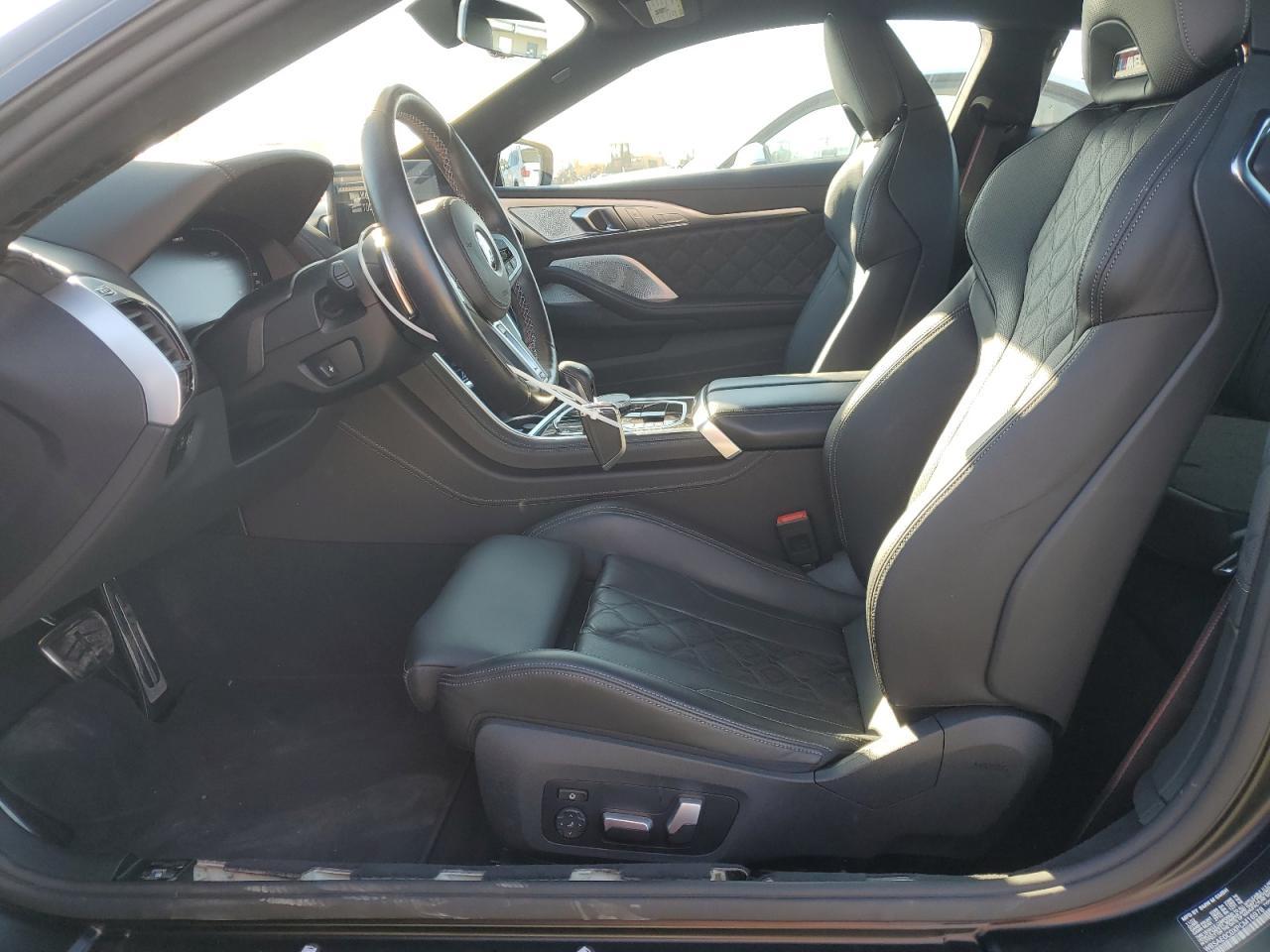 2023 BMW M8 - zdjęcie 7