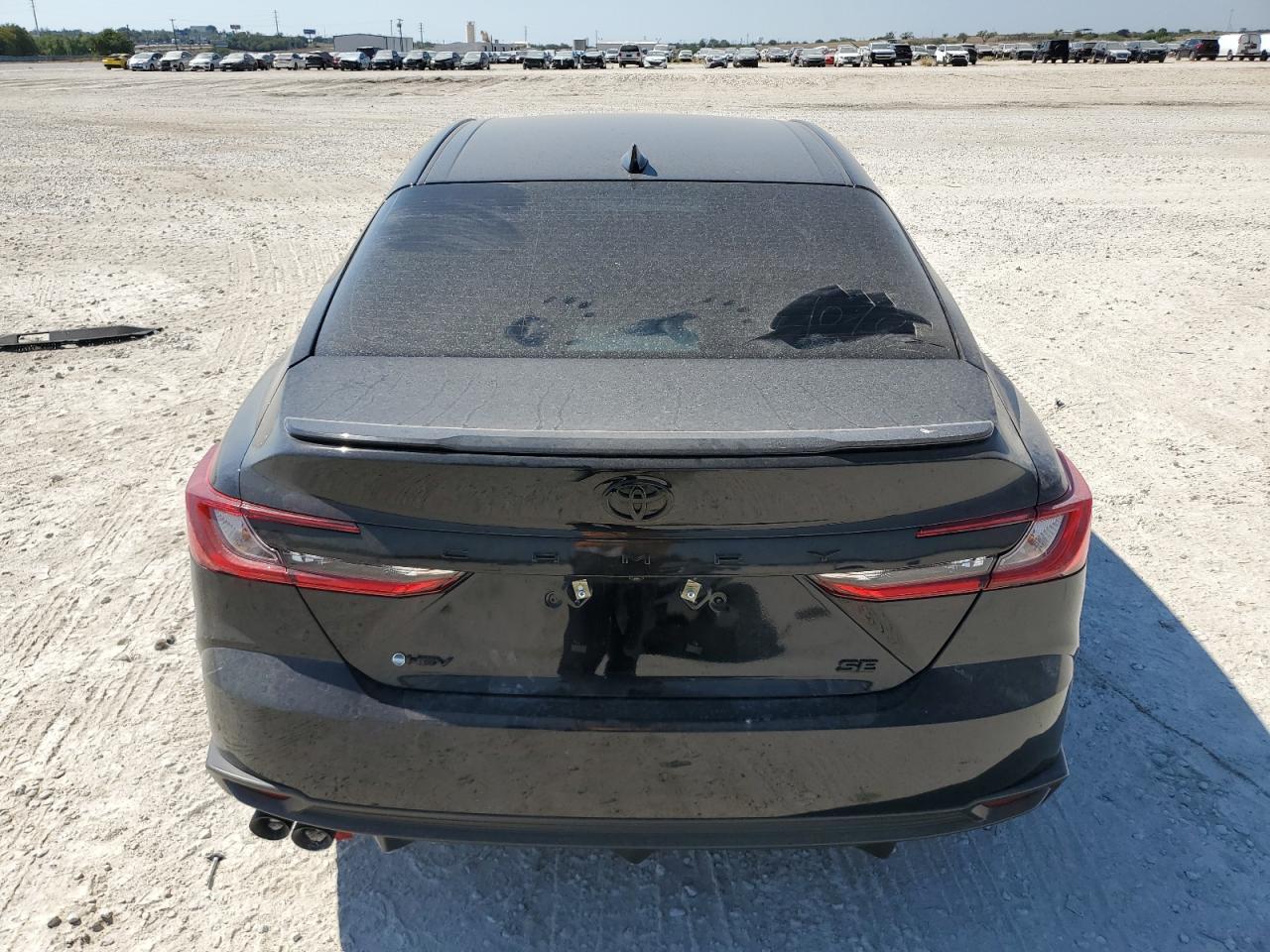 2025 Toyota Camry - zdjęcie 6