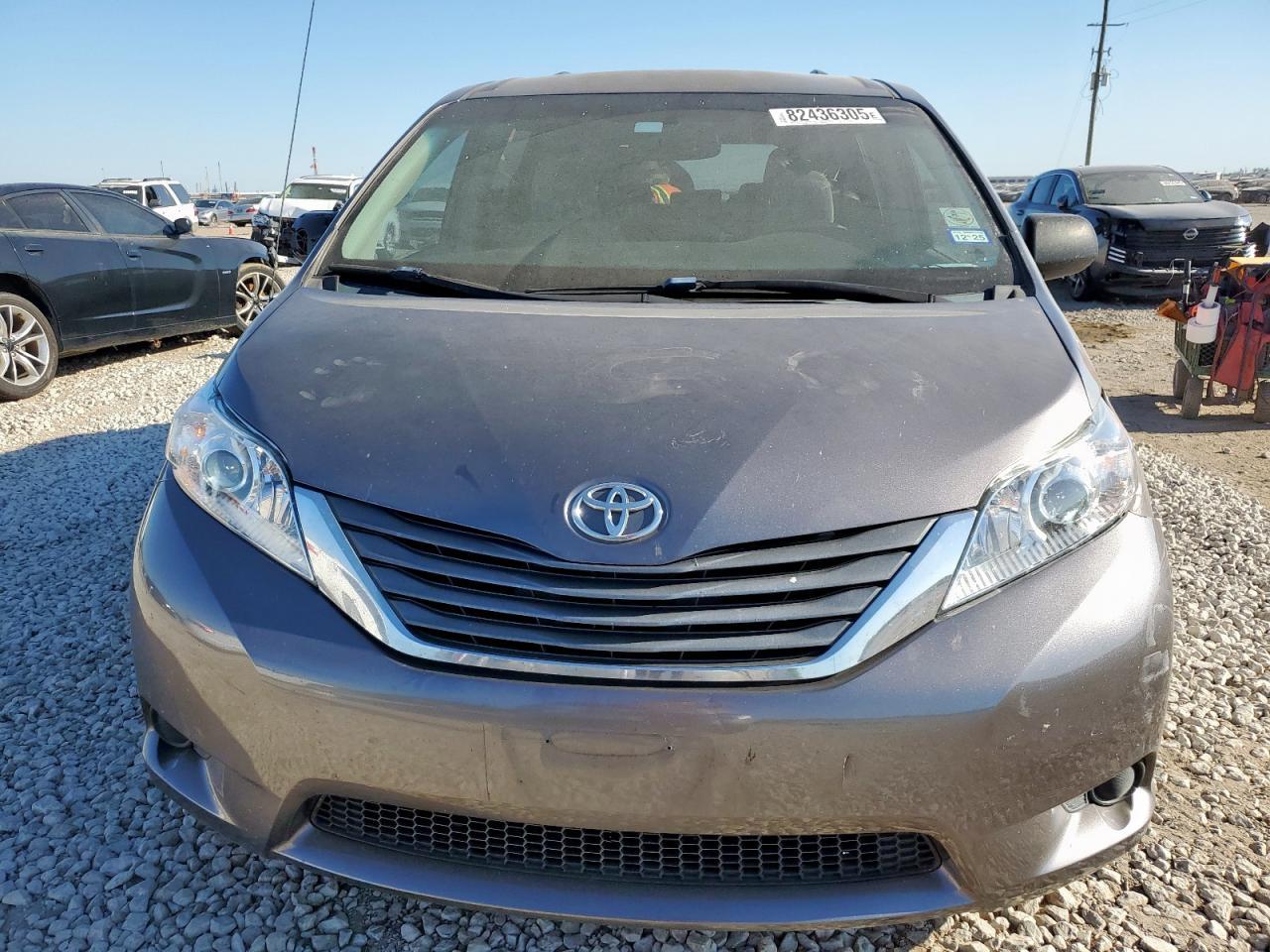 2013 Toyota Sienna - zdjęcie 5