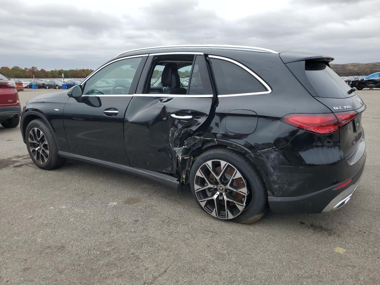 2025 Mercedes-Benz Glc 350E - zdjęcie 2
