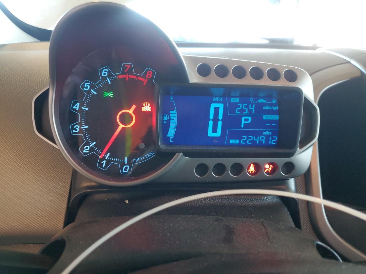 2013 Chevrolet Sonic - zdjęcie 9