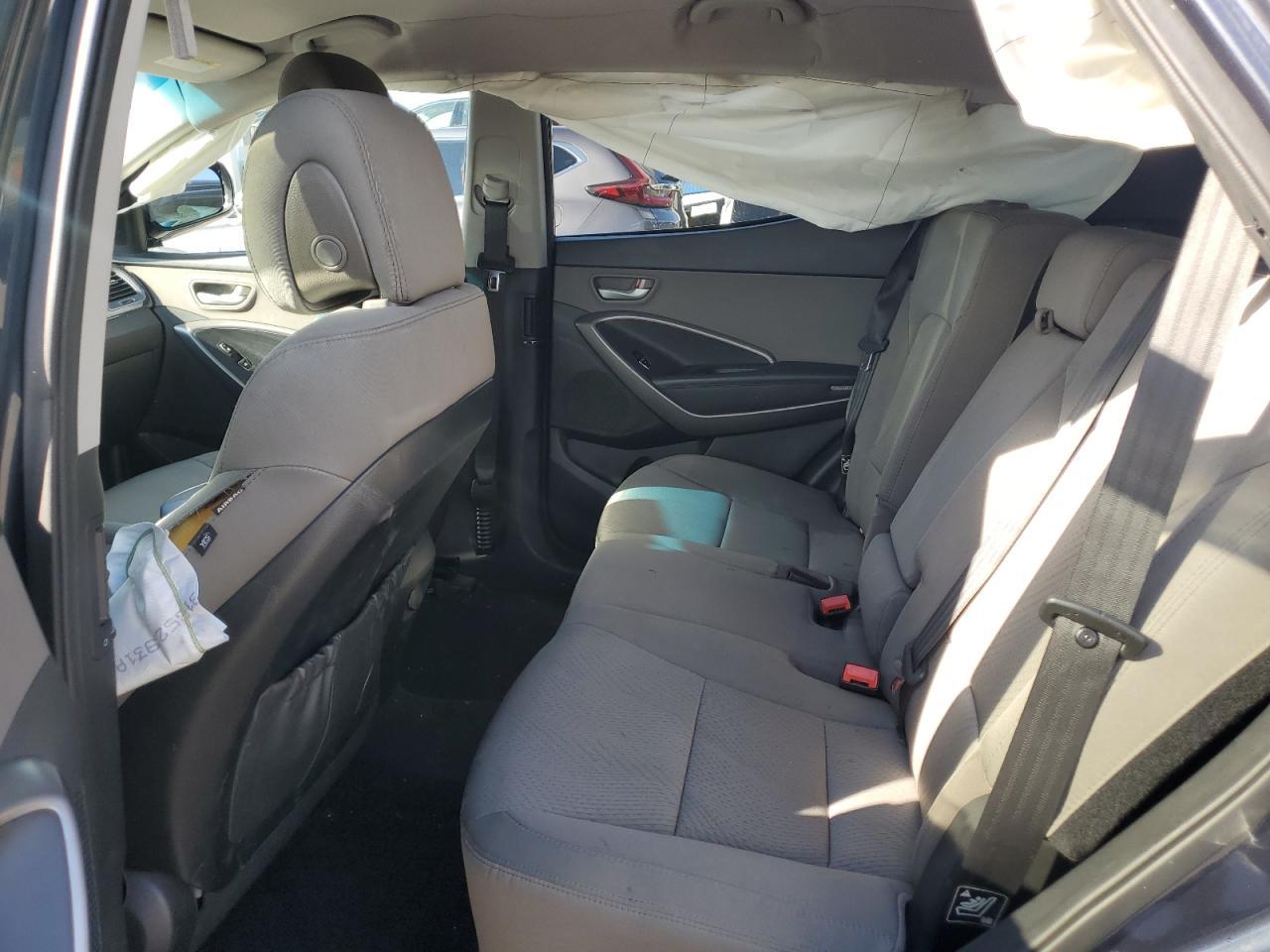 2016 Hyundai Santa Fe Sport - zdjęcie 11