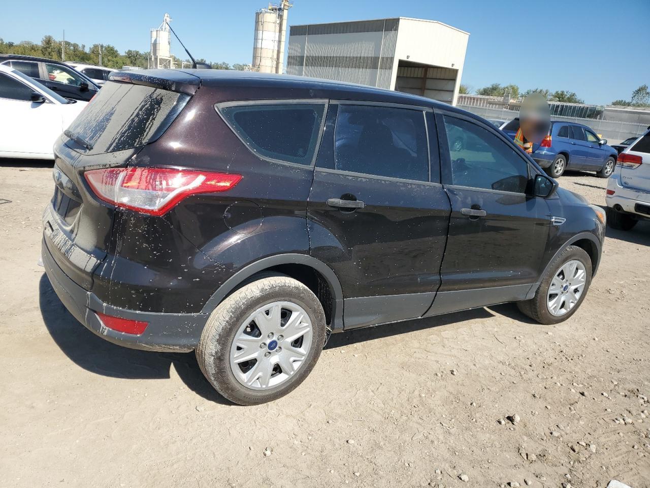 2013 Ford Escape S - zdjęcie 3