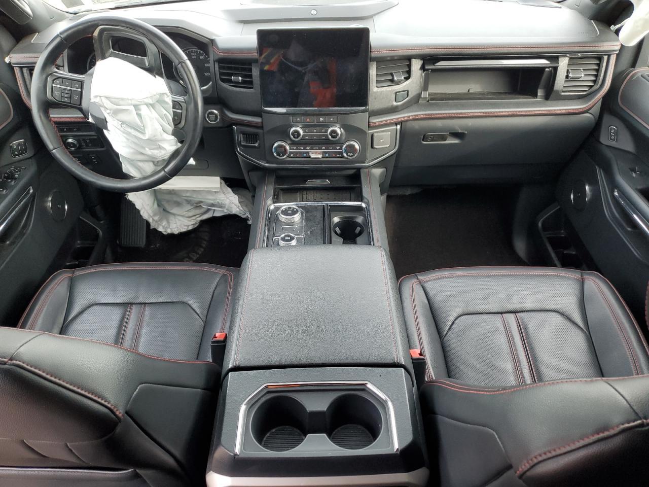 2022 Ford Expedition - zdjęcie 8