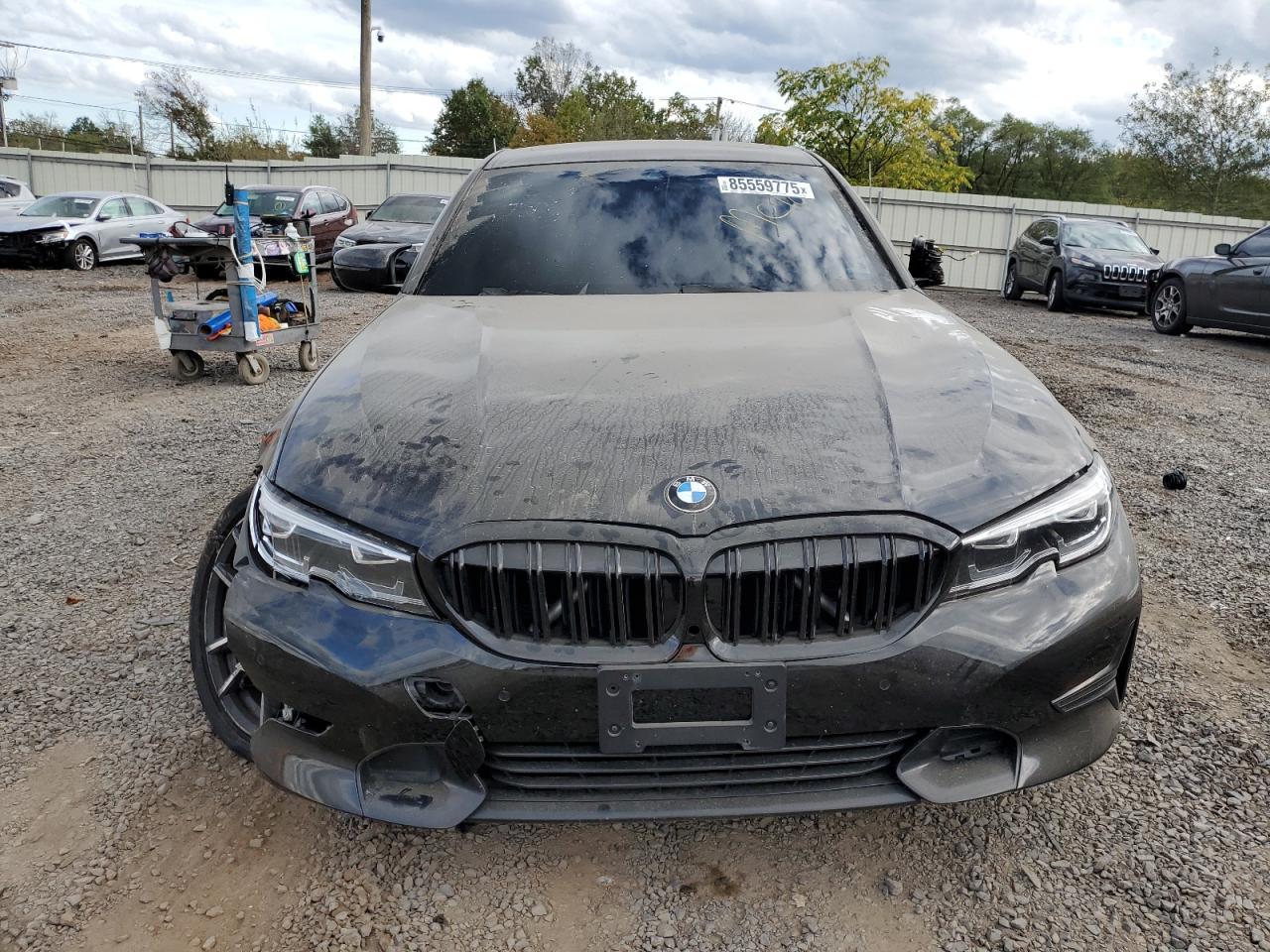 2021 BMW Seria 3 - zdjęcie 5