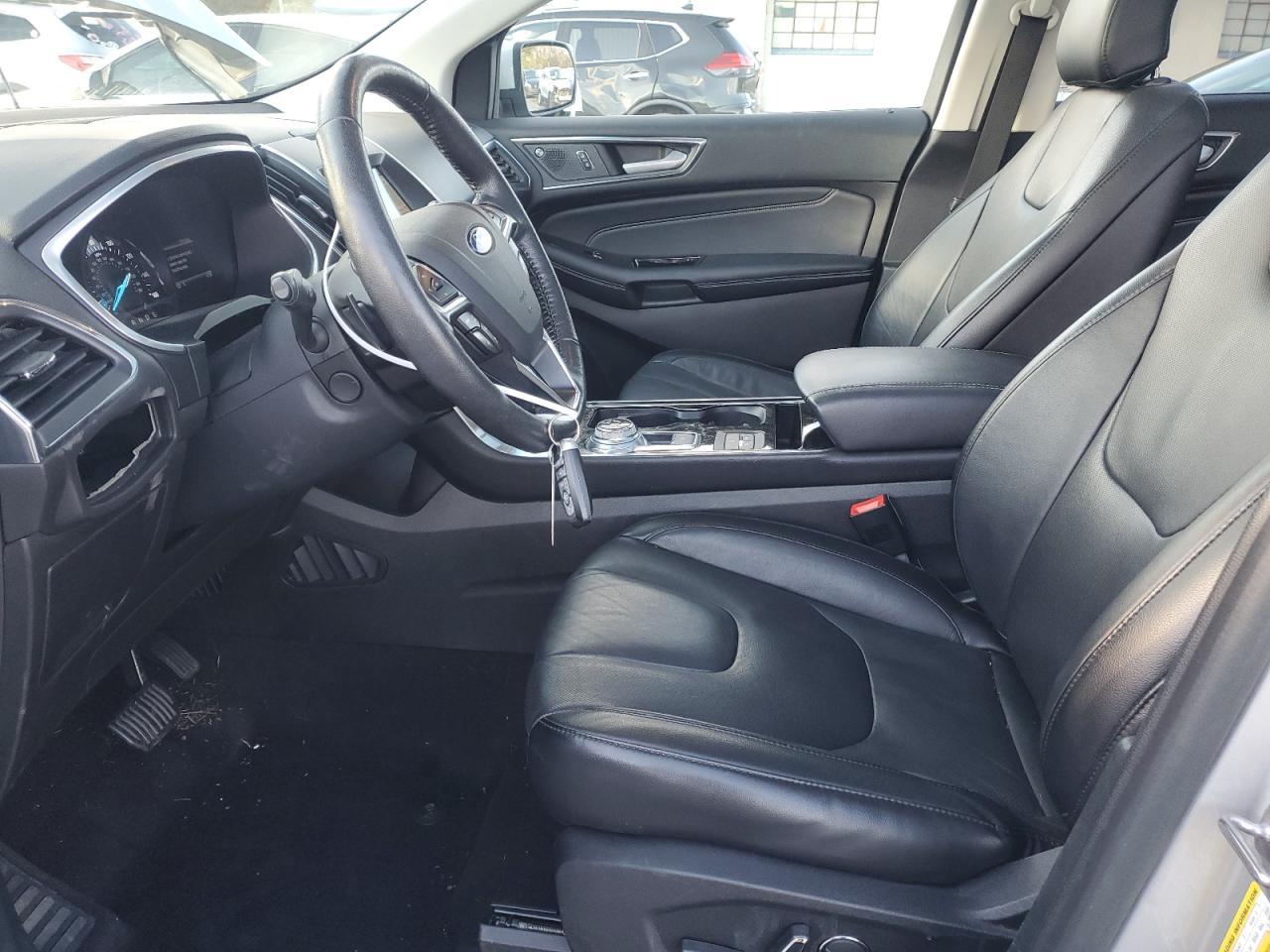 2019 Ford Edge - zdjęcie 7