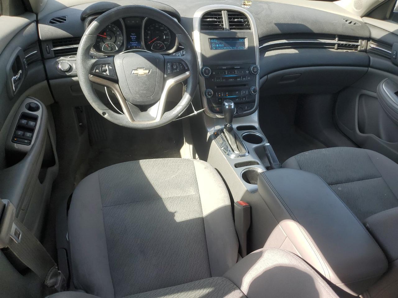 2015 Chevrolet Malibu Ls - zdjęcie 8