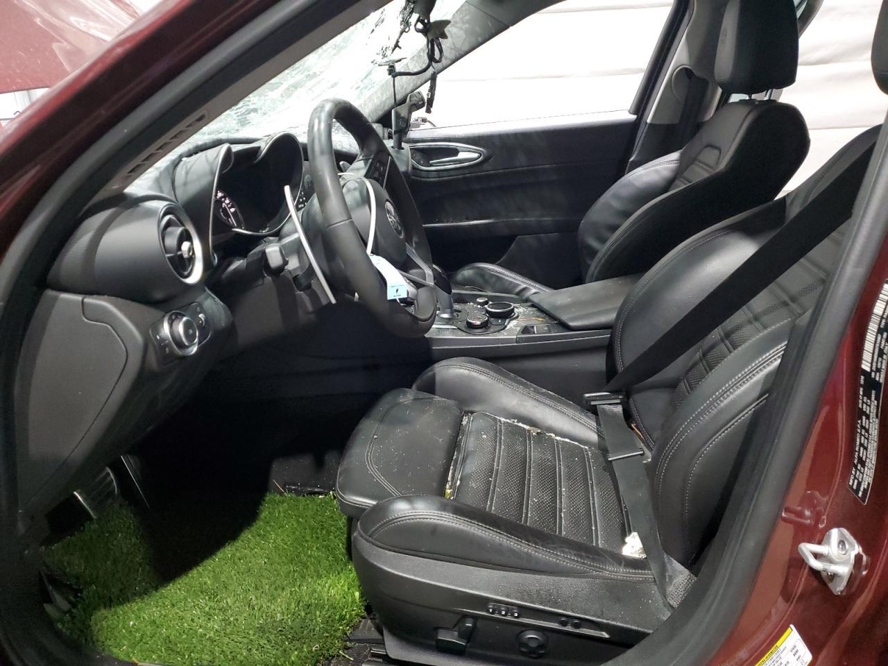 2019 Alfa Romeo Giulia Ti - zdjęcie 7