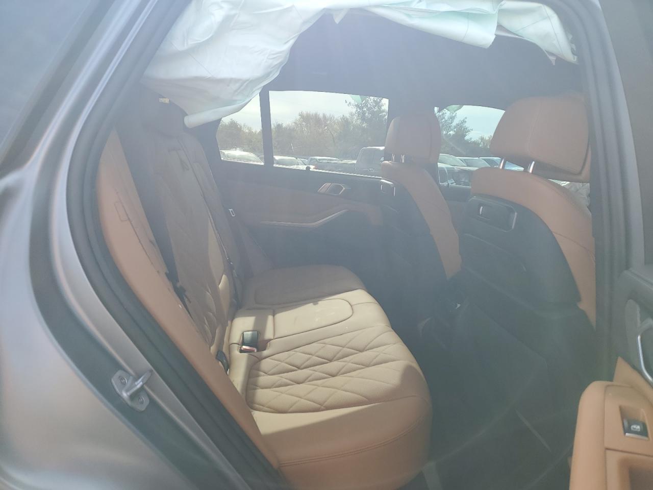 2026 BMW X5 - zdjęcie 10