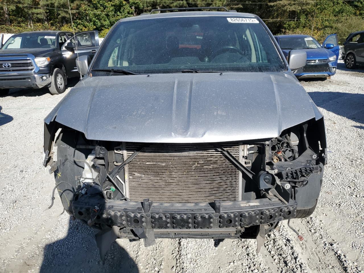 2019 Dodge Grand Caravan Sxt - zdjęcie 5