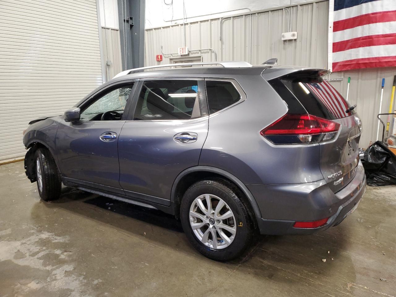 2020 Nissan Rogue S - zdjęcie 2