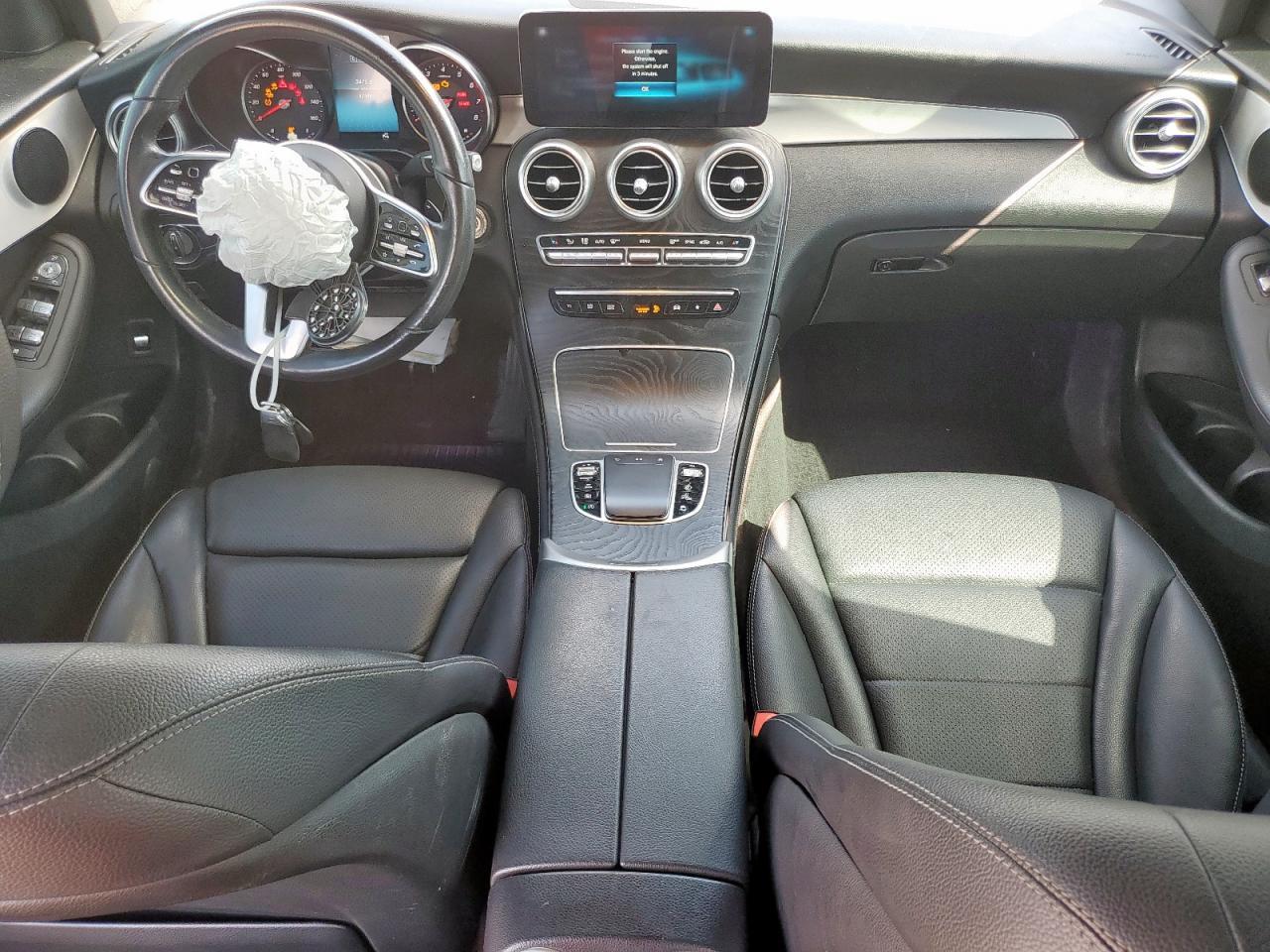 2021 Mercedes-Benz GLC - zdjęcie 8